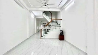 Nhà 1 Trệt 2 Lầu 4PN 4x30m Mặt Tiền Đường Lâm Văn Bền Quận 7