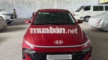Hyundai Accent 1.5 AT Đỏ 3000km