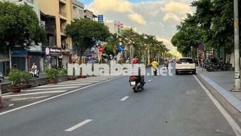 Khu vực HIẾM bán nhà_ Phan Xích Long