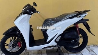 SH 125 Trắng đen đời 2021 siêu mới 43AD-035.79