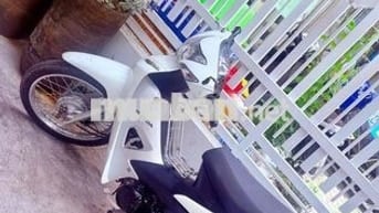 Xe máy Honda màu Trắng