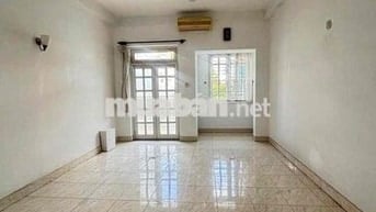 🔥🔥 NHÀ 3 TẦNG 4.1x25 3PN SÂN Ô TÔ NGAY HOÀNG DIỆU 2