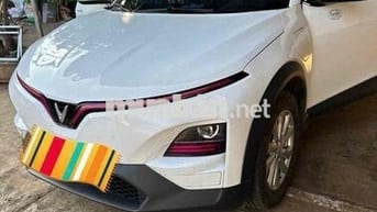Xe điện VinFast VF6 Eco 2/2026 Trắng