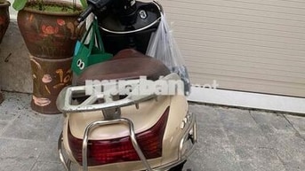 Honda Lead Vàng cát