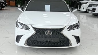 Bán Lexus ES250 Fsport sản xuất 2022. Xe 1 chủ cực mới.