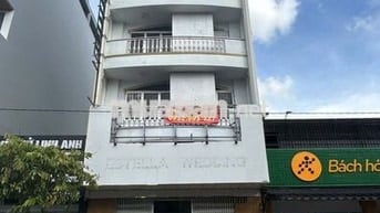 🔥 VIP VIP VIP –  CHO THUÊ TÒA NHÀ ĐẸP 950M2 5 LẦU GẦN ĐẦM SEN 65TR