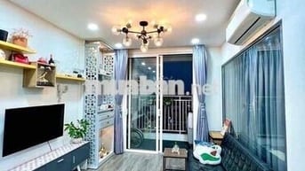 Cho thuê 2PN/1WC nội thất đầy đủ 57m2 có ban công thoáng The Botanica