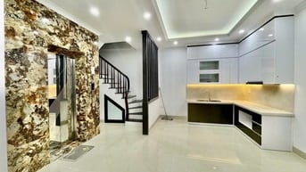 🔥 Bán nhà phố Trần Duy Hưng 50m2 thang máy giá 13,9 tỷ  🔥