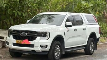 Ford Ranger Bán tải Pickup Trắng