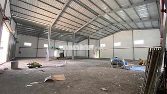 XƯỠNG TDT 2200m2 MT đường xe containor vivu