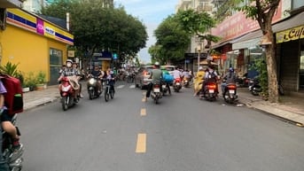 Nhà MT Nguyễn Xuân Khoát 8x20,5m đúc hầm trệt 3 lầu ST vị trí đắc địa