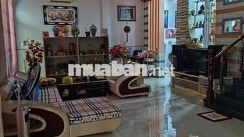 NHÀ LẦU HẺM PHƯỜNG 2 kiên cố chắc chắn gần trường NGUYỄN HUỆ