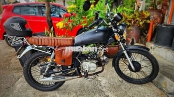 Xe máy Win Cafe 110 Đen