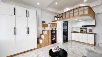 Duplex mới xây, đầy đủ tiện nghi. Ngay ngã tư Bảy Hiền