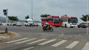 Giá tốt, đất MT Nguyễn Phan Vinh cách biển 100m, DT 110m2, Ngang  6m 
