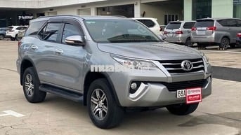 Toyota Fortuner 2017 2.7V AT Bạc