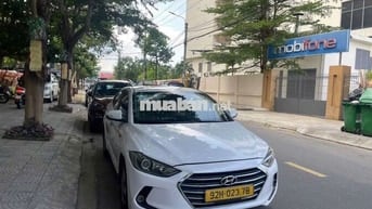 Hyundai Elantra, xe đẹp 1 chủ từ đầu không lỗi