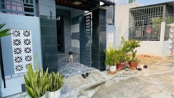 Bán gấp nhà C4 dt 77m2 Trần Thị Cẩm Tân Phú Trung SHR Giá 810 triệu