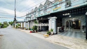 NHÀ 3 TẦNG MẶT TIỀN ĐƯỜNG BÀ RÂM THUẬN TIỆN KINH DOANH 