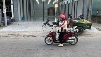 CHO THUÊ MẶT BẰNG KINH DOANH VỊ TRÍ ĐẸP - ĐỨC HOÀ, LONG AN