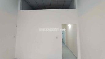 cho thuê nhà sạch sẽ gần chợ ấp 5 vlb hẻm bê tông sạch sẽ ở gia đình
