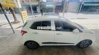 Hyundai Grand i10 Trắng 5 chỗ