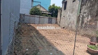 chính chủ càn bán lô đất đẹp mặt tiền Trường Chinh hh 1%
