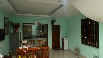 Bán nhà phố Linh Lang 5 tầng, nhà xây chắc chắn, 15m ra phố, ở luôn