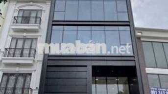 CHO MẶT TIỀN TOÀ NHÀ NGUYỄN ĐÌNH CHIỂU Q3