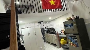 Nhà NC full nội thất ngay trung tâm Quận 1