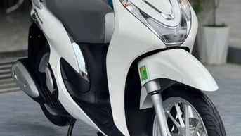 Bán xe Sh mode Trắng 125 đời 2022-23 Còn mới như hình