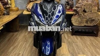 Yamaha NVX 125VVA phanh ABS, khoá smartkey
