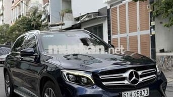 Mercedes GLC300 4Matic Model 2020  Xanh đen