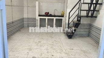 Cho thuê nhà nguyên căn hẻm xe hơi Trần Xuân Soạn 