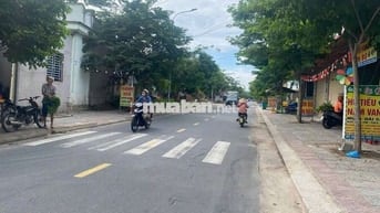 Bán gấp đất ngay Khu Công Nghiệp A,A1