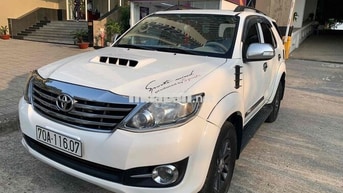 Toyota Fortuner 2016 Số sàn Trắng