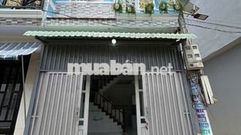 NHÀ 2 MẶT TIỀN SỔ RIÊNG KHU VỰC CẦU LỚN HÓC MÔN CẦN BÁN GẤP