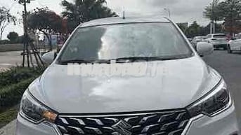 Suzuki Ertiga Hybrid 2024 10000 km Trắng