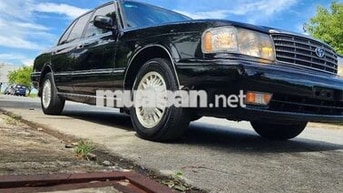 Toyota Crown 1994 màu Đen