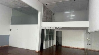CHO THUÊ MẶT BẰNG (ngang 8mx17m) - Gần Chợ 26 - P.Tân Phong - Giá: 8tr