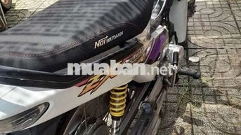 Honda Wave ZX màu Trắng