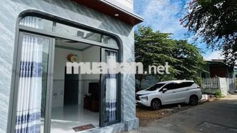 Chủ cần bán gấp căn nhà 102m2 đường Trần Văn Chẩm Tân Thông Hội