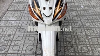 Yamaha Taurus 2010 Trắng đen