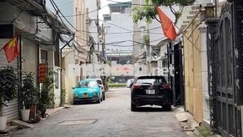lô đất hiếm thông hồng tiến ra nguyễn văn cừ đường ô tô tránh nhau