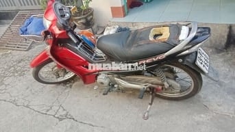 Honda Revo màu Đỏ