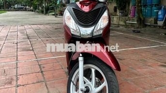 Honda Vision màu Đỏ 2017 odo thấp lăn bánh 2vkm