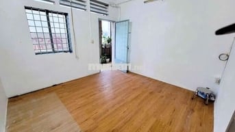 Cho thuê căn hộ 2 phòng ngủ tiện nghi gần chợ Thủ Đức giá rẻ