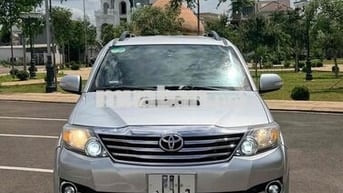 Toyota Fortuner 2016 Số sàn Bạc