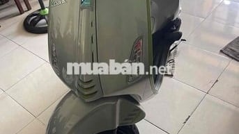 Piaggio Vespa Tech 150 2025 Bạc