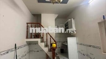 CHO THUÊ NHÀ NGUYÊN CĂN SAU LƯNG PHẦN MỀM QUANG TRUNG